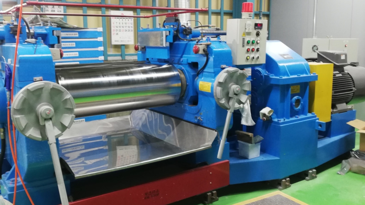 フッ素ゴム加工